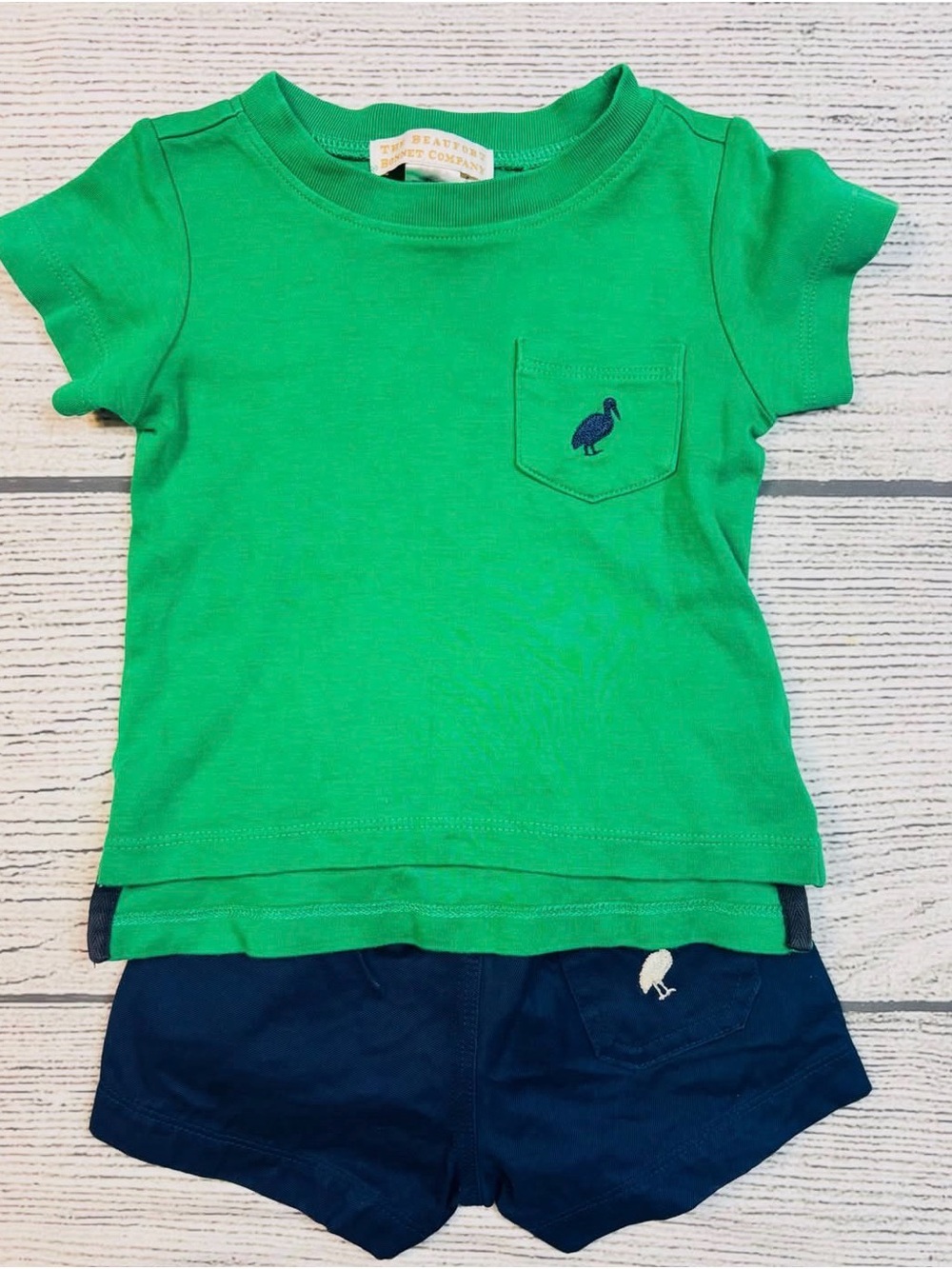 Green Pocket Tee for Kids with Embroidered Bird with matching shorts. Tbbc